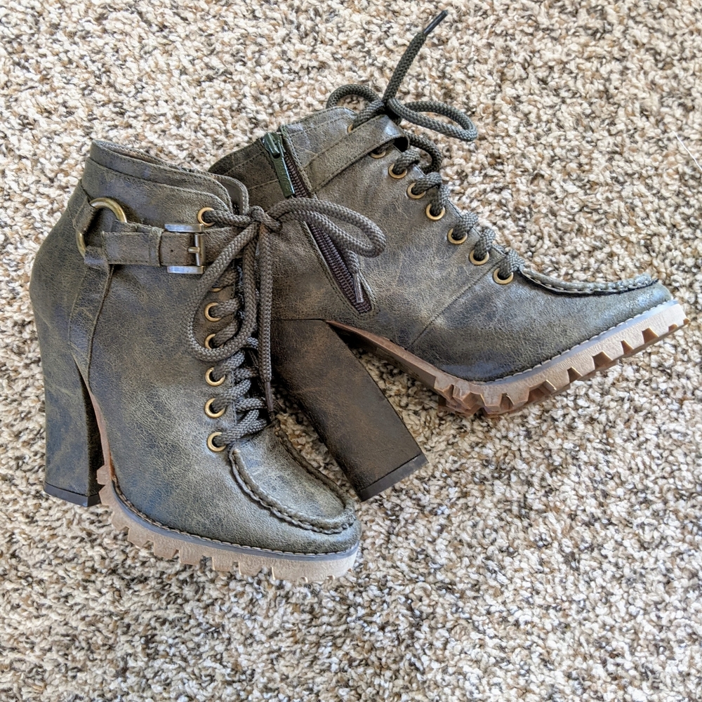 Olive Lug Sole Ankle Bootie - Size 6.5
